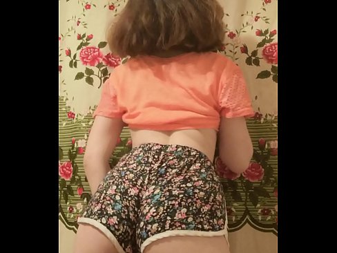 ❤️ סעקסי יונג באַבע סטריפּינג אַוועק איר קורצע הייזלעך אויף אַפּאַראַט ️❌ סלוץ ביי yi.hochu-sex-tomsk.ru